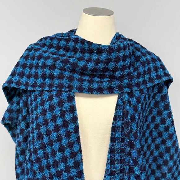 Boyne Valley Weavers Cape Poncho Blackwatch Houndstooth Tartan Ireland Made O/S - Picture 7 of 11